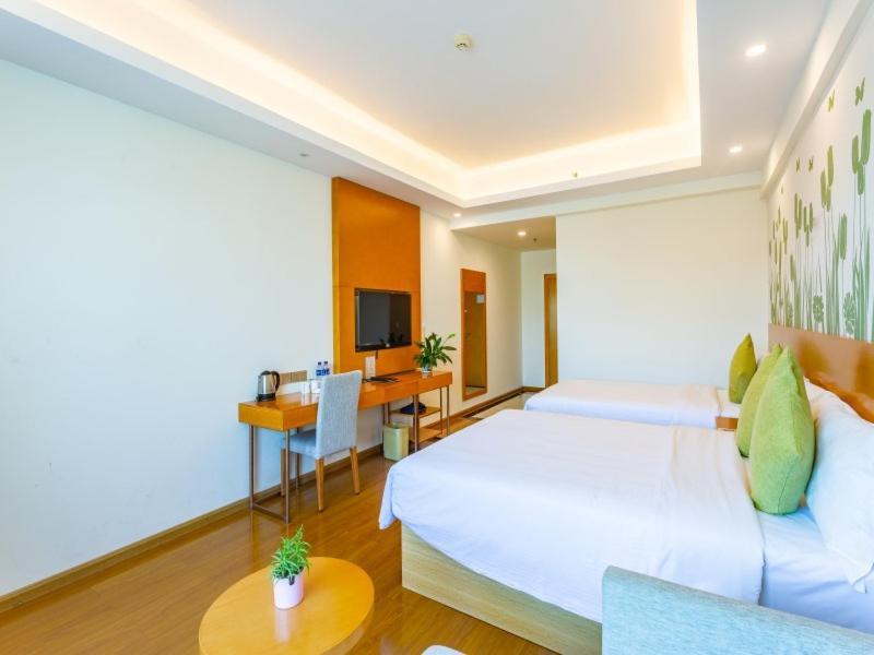Greentree Alliance Sanya Jiyang District Yalongwan Road Hotel Екстер'єр фото