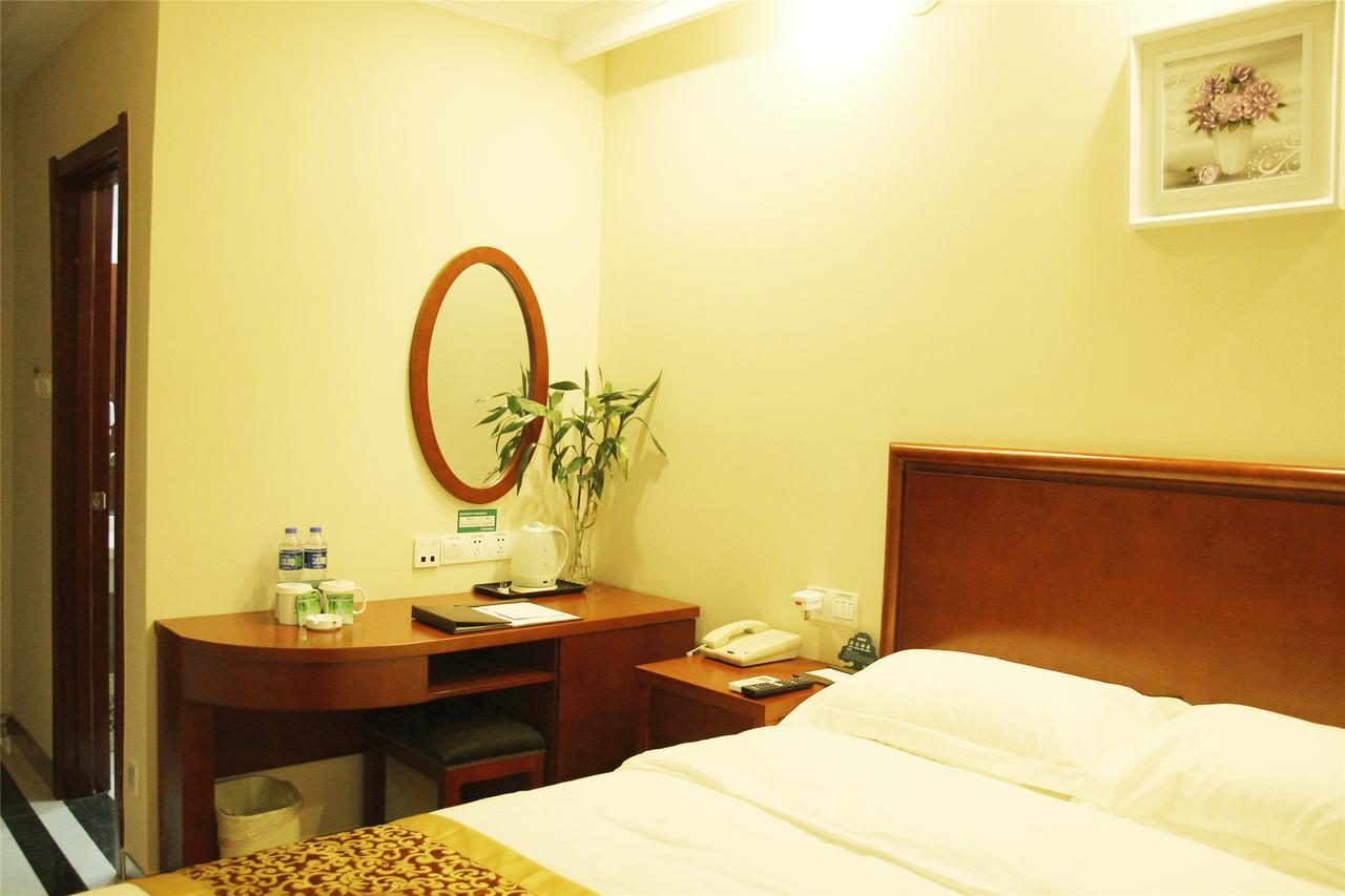 Greentree Alliance Sanya Jiyang District Yalongwan Road Hotel Екстер'єр фото