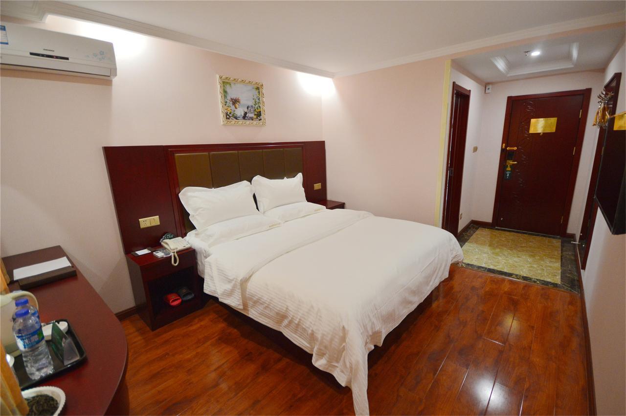 Greentree Alliance Sanya Jiyang District Yalongwan Road Hotel Екстер'єр фото