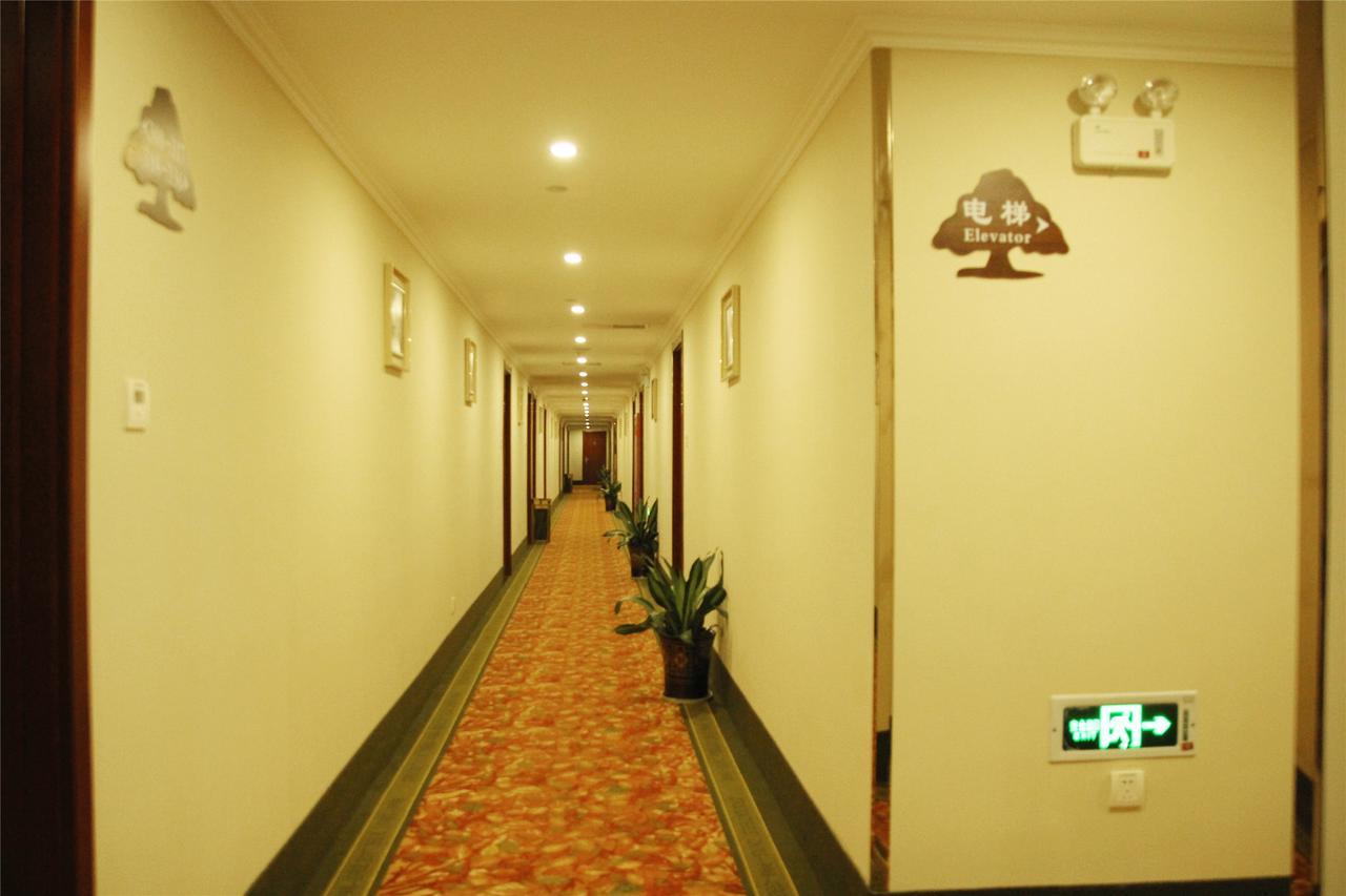 Greentree Alliance Sanya Jiyang District Yalongwan Road Hotel Екстер'єр фото